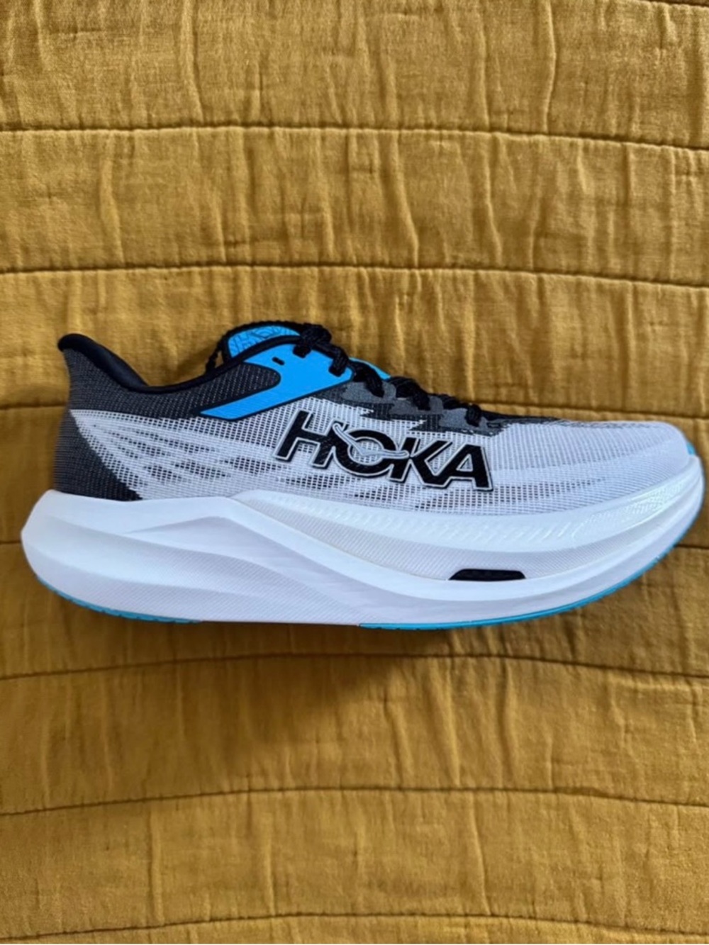 Hoka Rocket X3 38